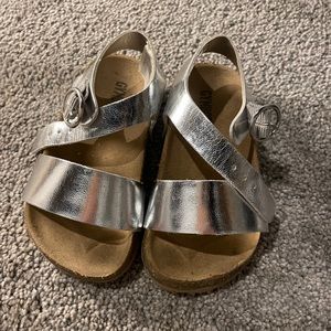 Size 6, silver metallic two strap sandals by Gymboree